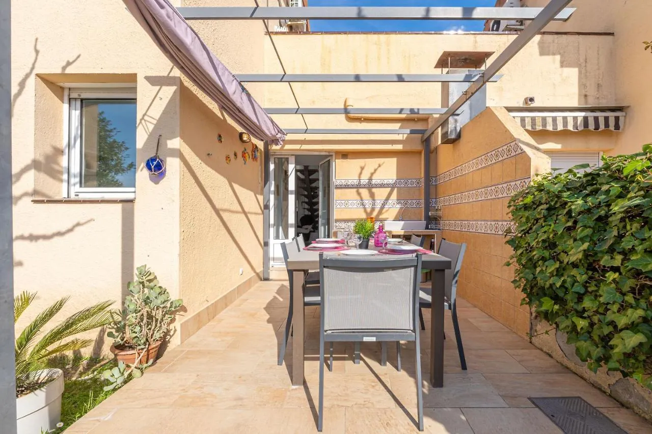 Apart-Rent Casa Port Estrella Santa Margarita 2005 Villa Roses